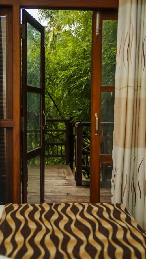 Silver Crown Nature Resort Kombichankulama Екстер'єр фото