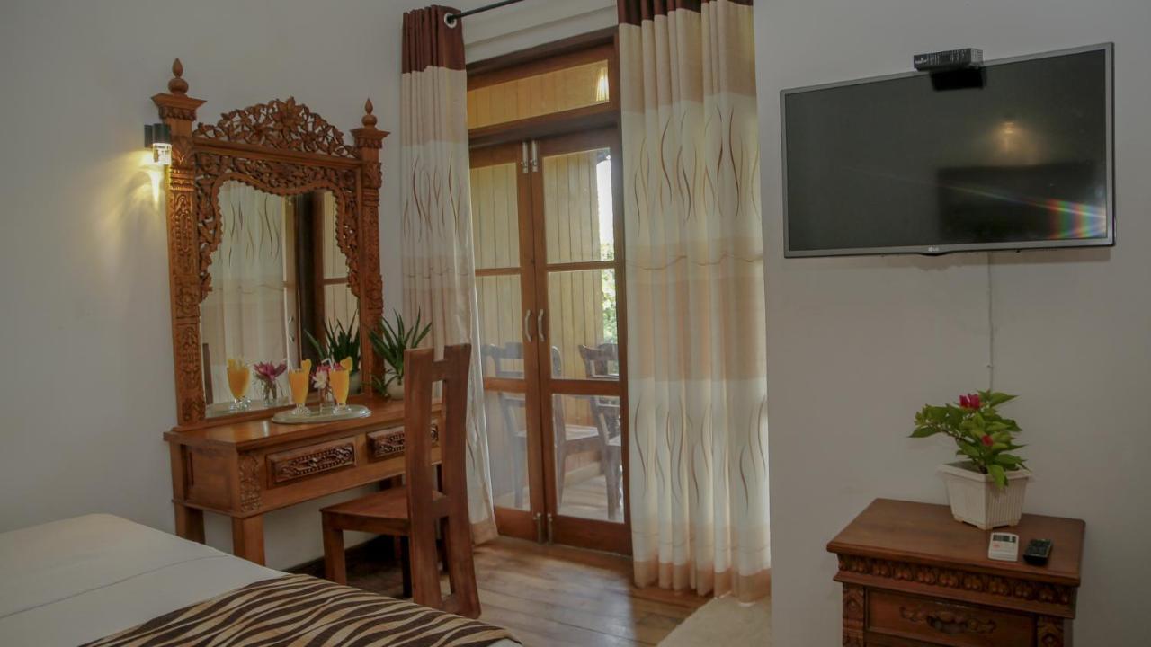 Silver Crown Nature Resort Kombichankulama Екстер'єр фото